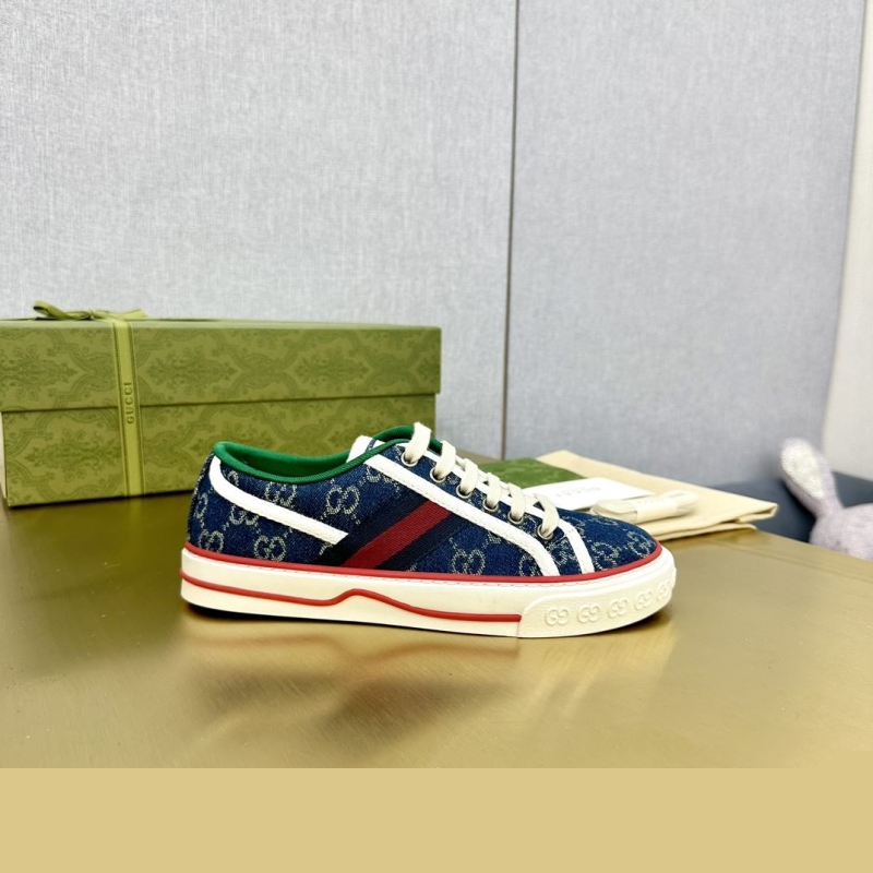 G*u*i casual shoes